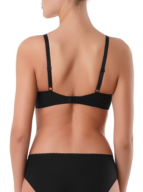 Бюстгальтер push-up на каркасах WEEKEND RB 0004 Бюстгальтер push-up на каркасах WEEKEND RB 0004 - купить в интернет-магазине Conte